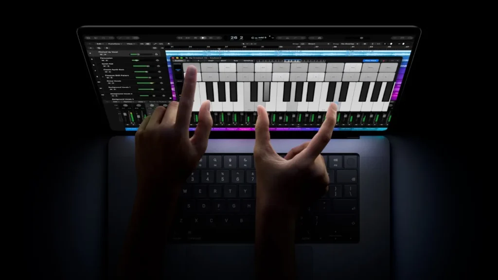 Apple unveils groundbreaking MacBook — Apple