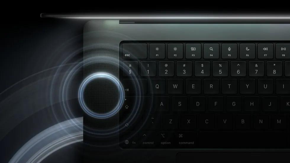 Apple unveils groundbreaking MacBook — Apple