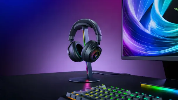 Razer Base Station V3 Chroma Brings Intelligent Automation to the Gaming Desk